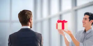 O Melhor Presente para um Chefe Gay: Ideias Elegantes e Respeitosas