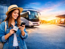 Mulher comprando passagem de ônibus online pelo celular em rodoviária moderna no Brasil
