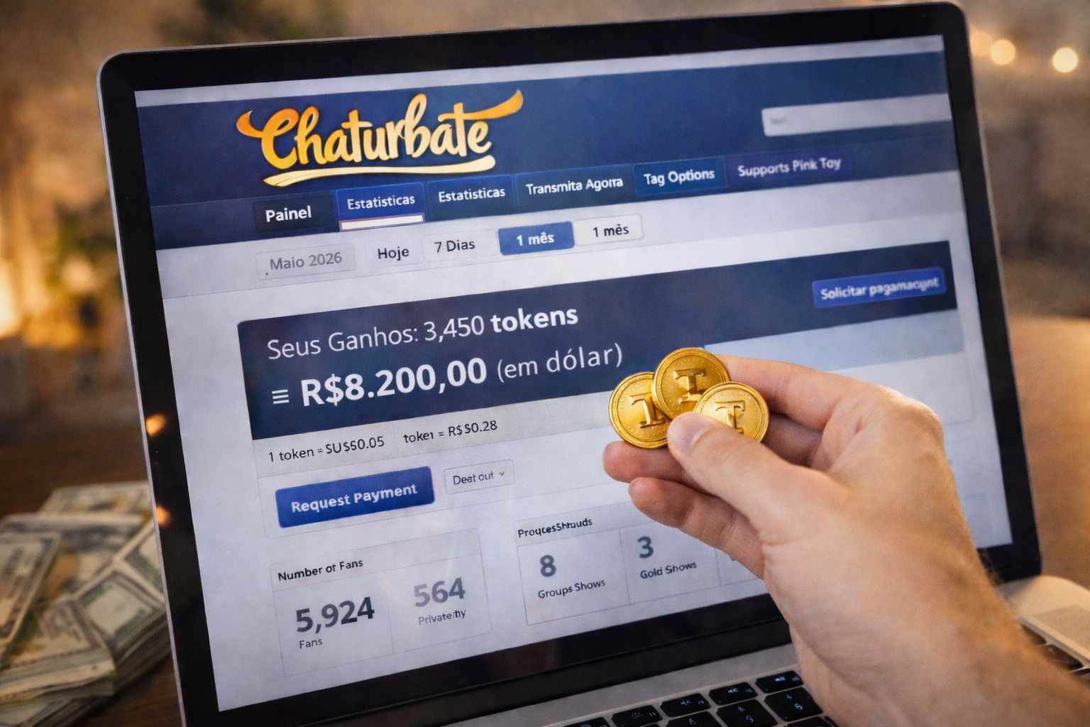 Tela de computador exibindo painel de ganhos do Chaturbate em português, mostrando mais de oito mil reais em recebimentos com tokens em 2026.